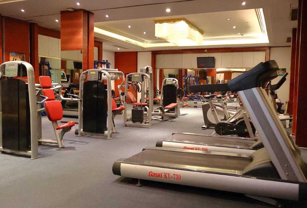THE FITNESS CENTER: ELITE VITALITY