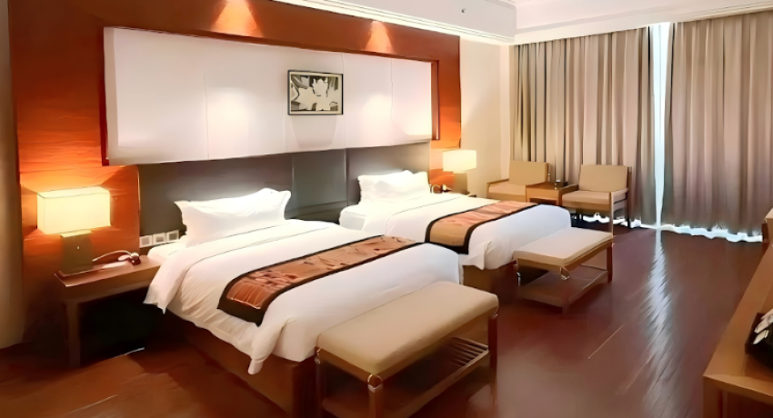 DELUXE DOUBLE/TWIN ROOM
